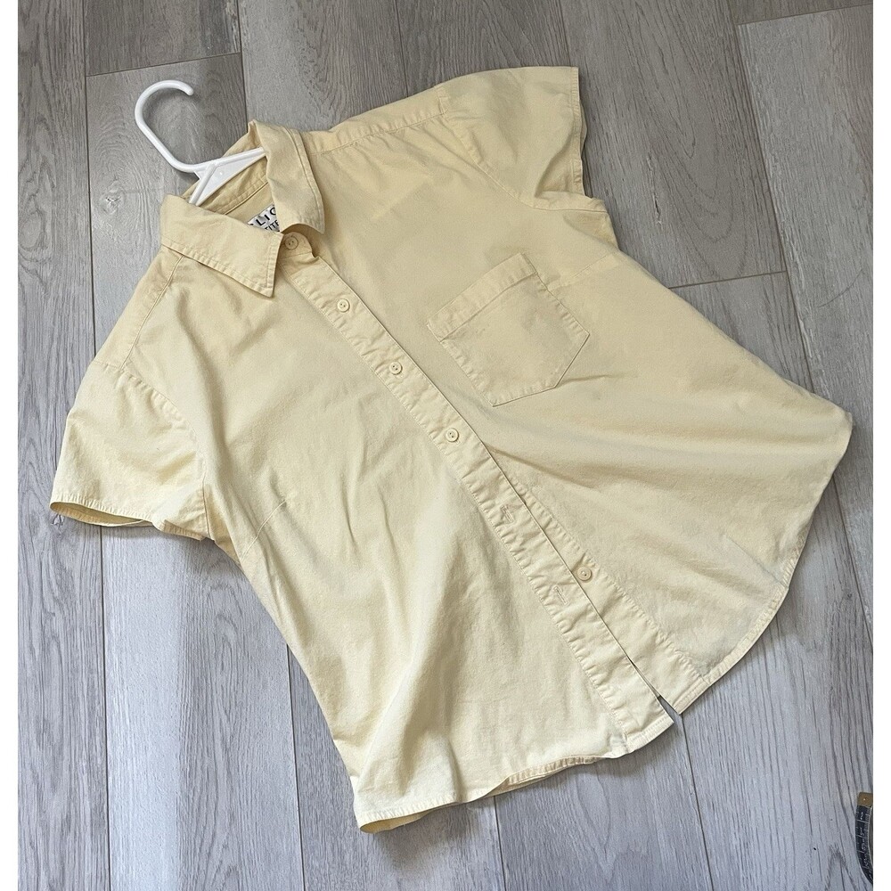 Vintage Buttonup Shirt cotton collared crop womens Butter Yellow (size 6 petite)